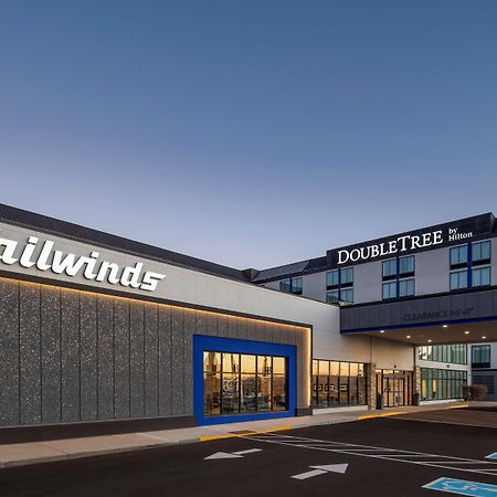 Doubletree By Hilton Madison East Hotel Luaran gambar