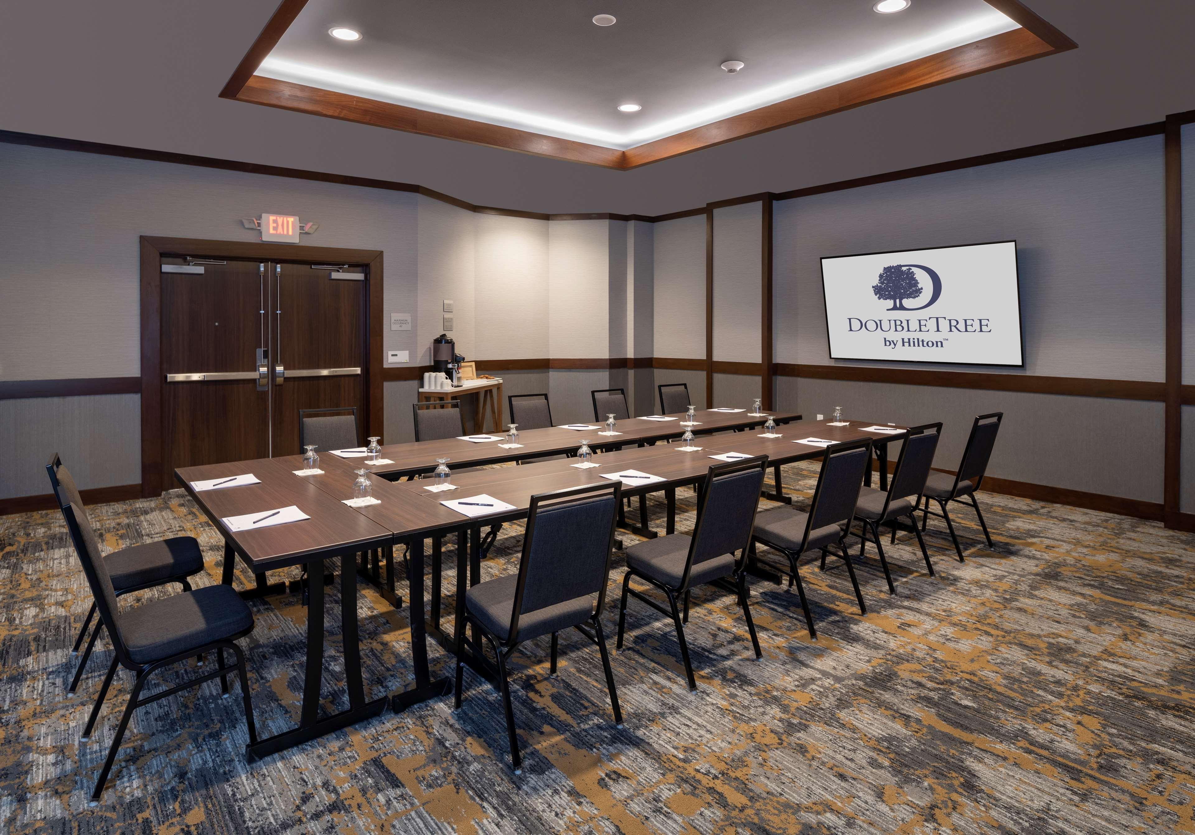 Doubletree By Hilton Madison East Hotel Luaran gambar