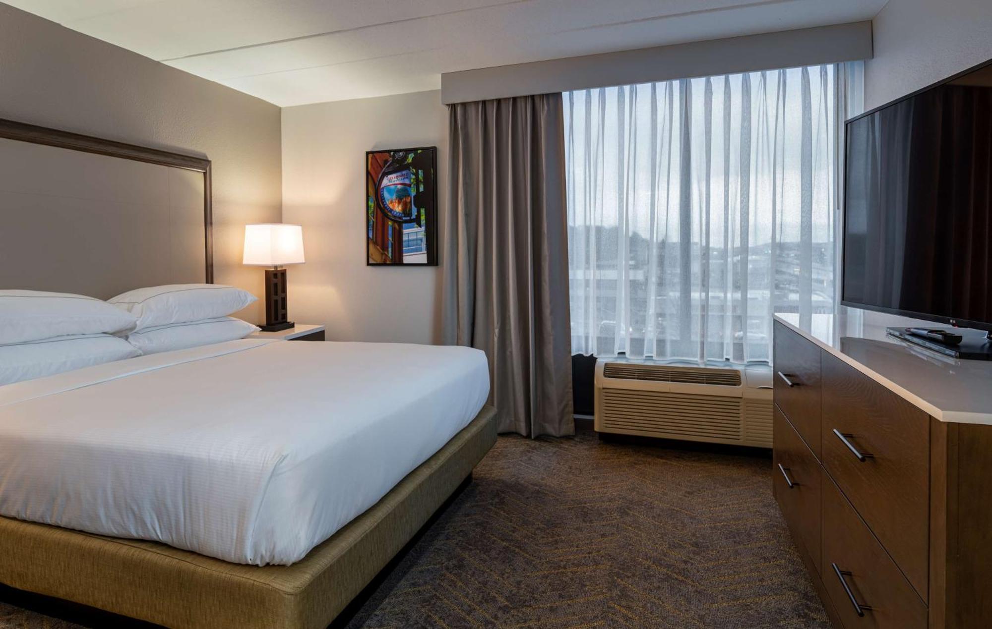 Doubletree By Hilton Madison East Hotel Luaran gambar