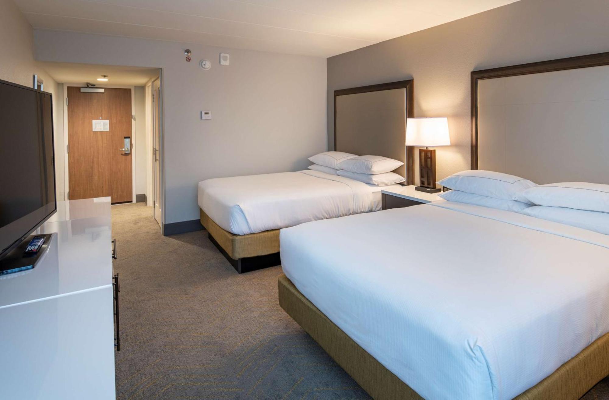 Doubletree By Hilton Madison East Hotel Luaran gambar