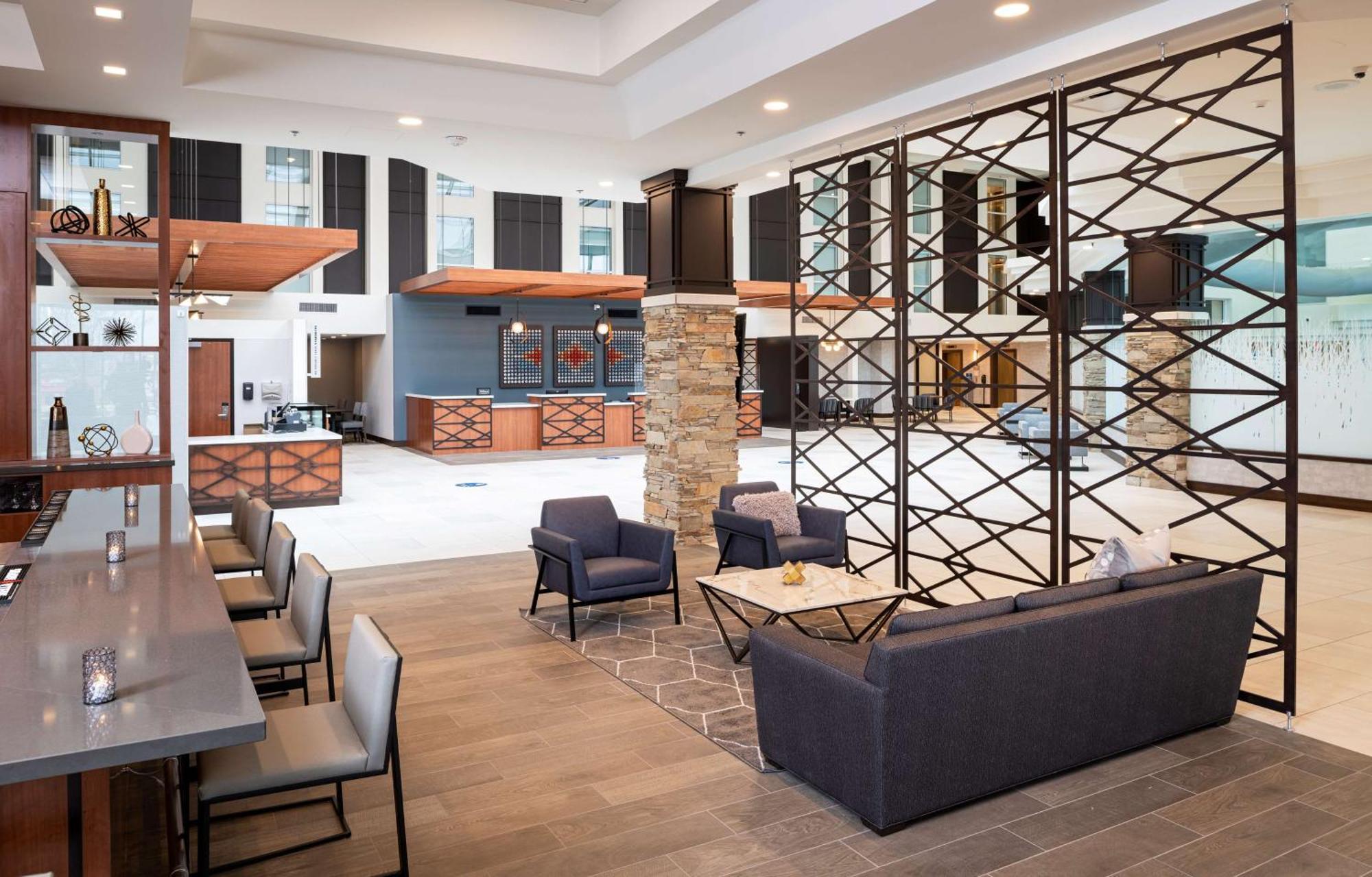 Doubletree By Hilton Madison East Hotel Luaran gambar
